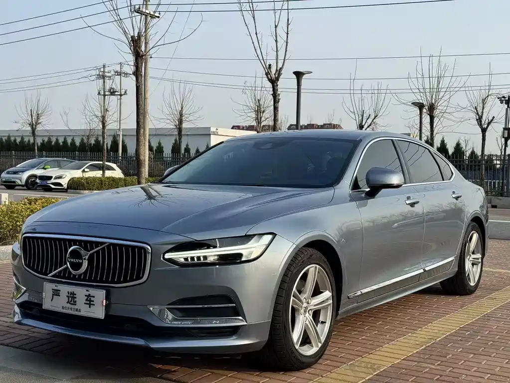 Volvo S90 2019