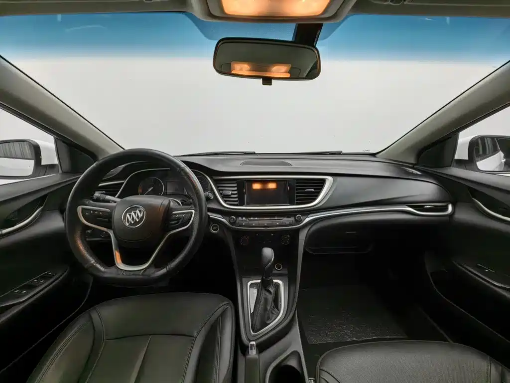 Buick Excelle — миниатюра 5