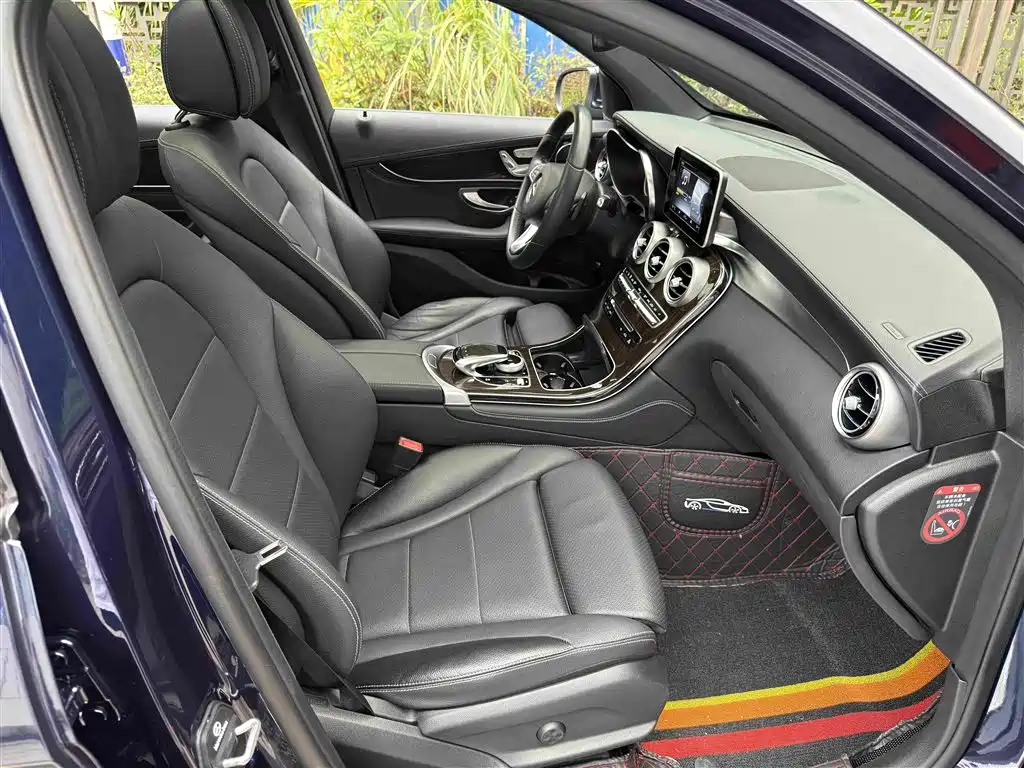 Mercedes-Benz GLC 2017 GLC 260 4MATIC Luxury