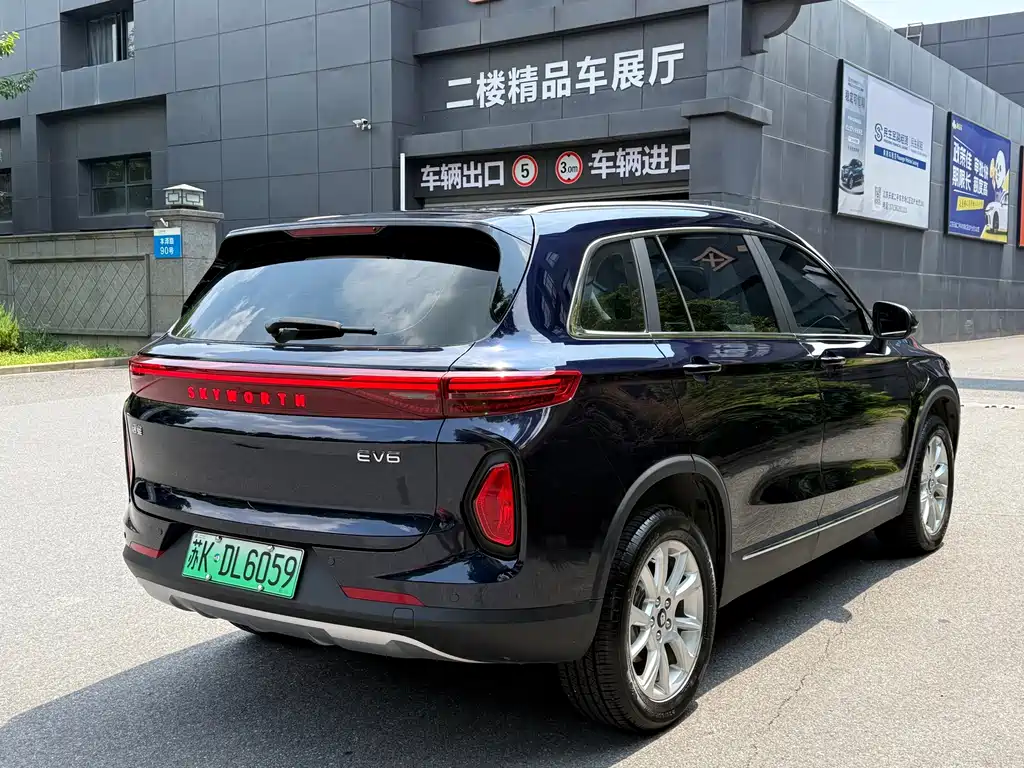 Skyworth EV6 — миниатюра 4