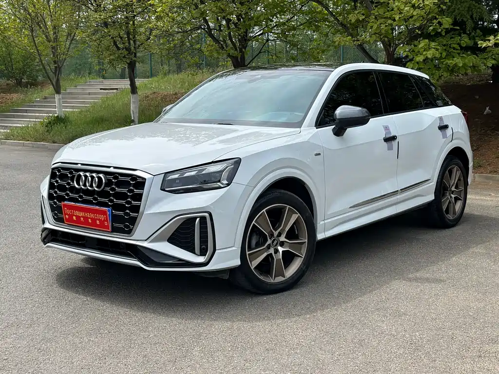 Audi Q2L 2022