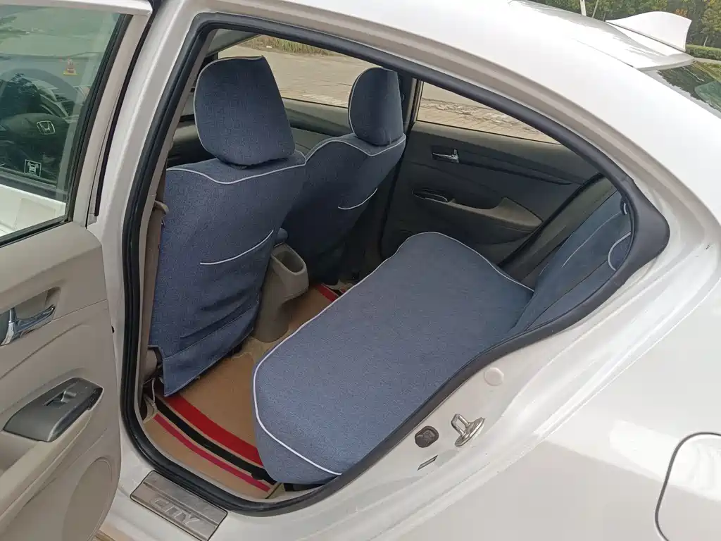 Honda City Classic — миниатюра 8