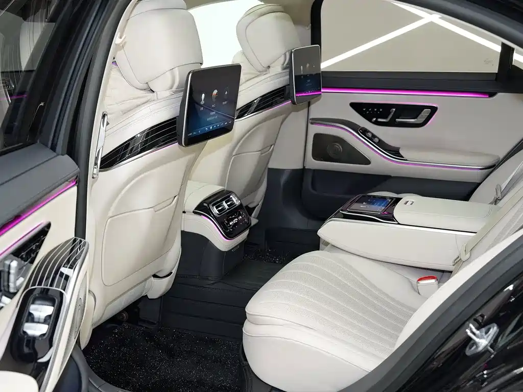 Mercedes-Benz S-Class — миниатюра 11