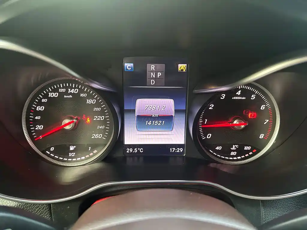 Mercedes-Benz GLC — миниатюра 14