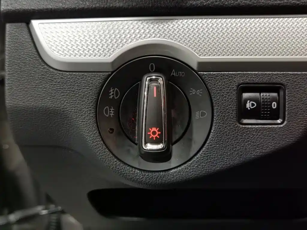 Jetta VA3 — миниатюра 21