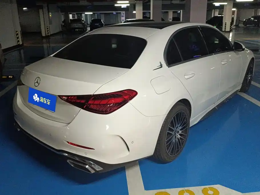 Mercedes-Benz C-Class — миниатюра 3