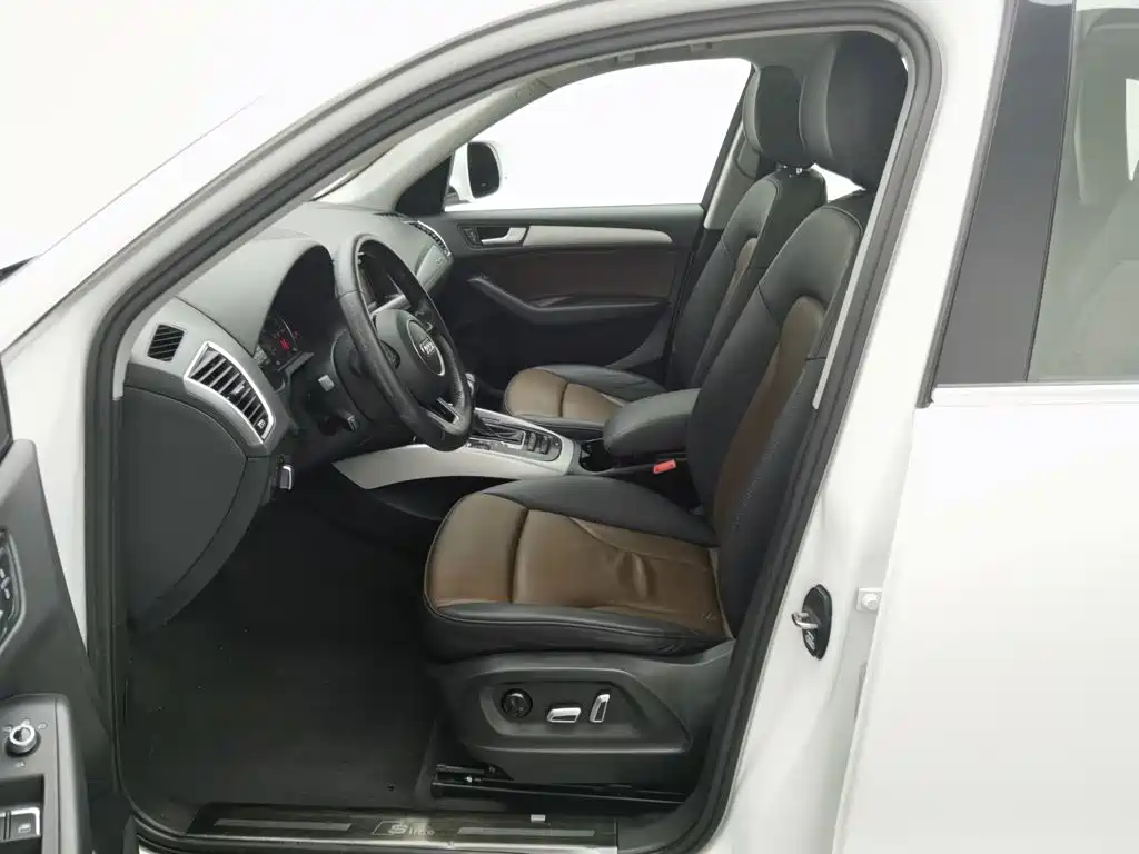 Audi Q5 — миниатюра 10