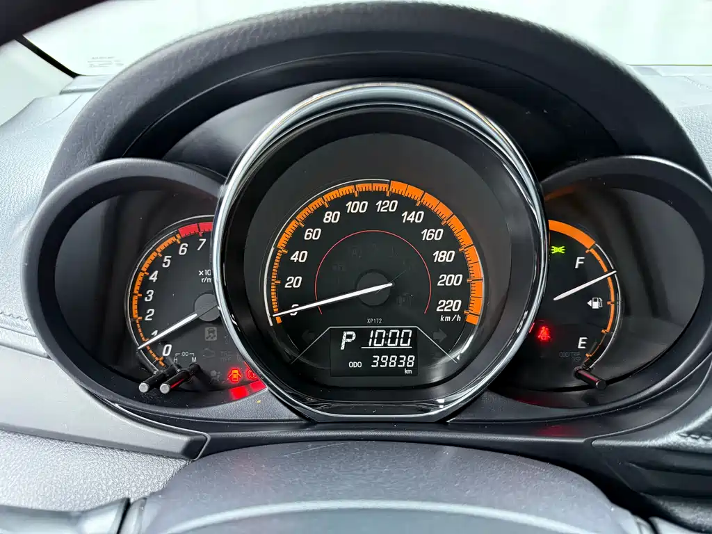 TOYOTA YARIS L ZHIXUAN