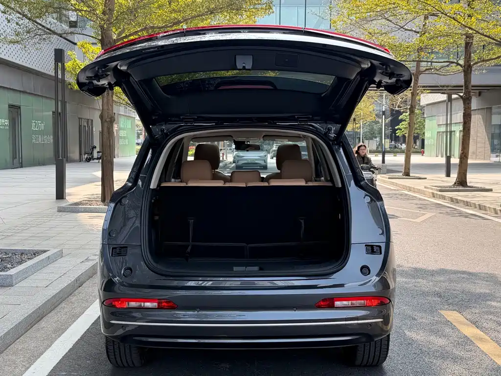 BLUE ELECTRIC BLUE ELECTRIC E5