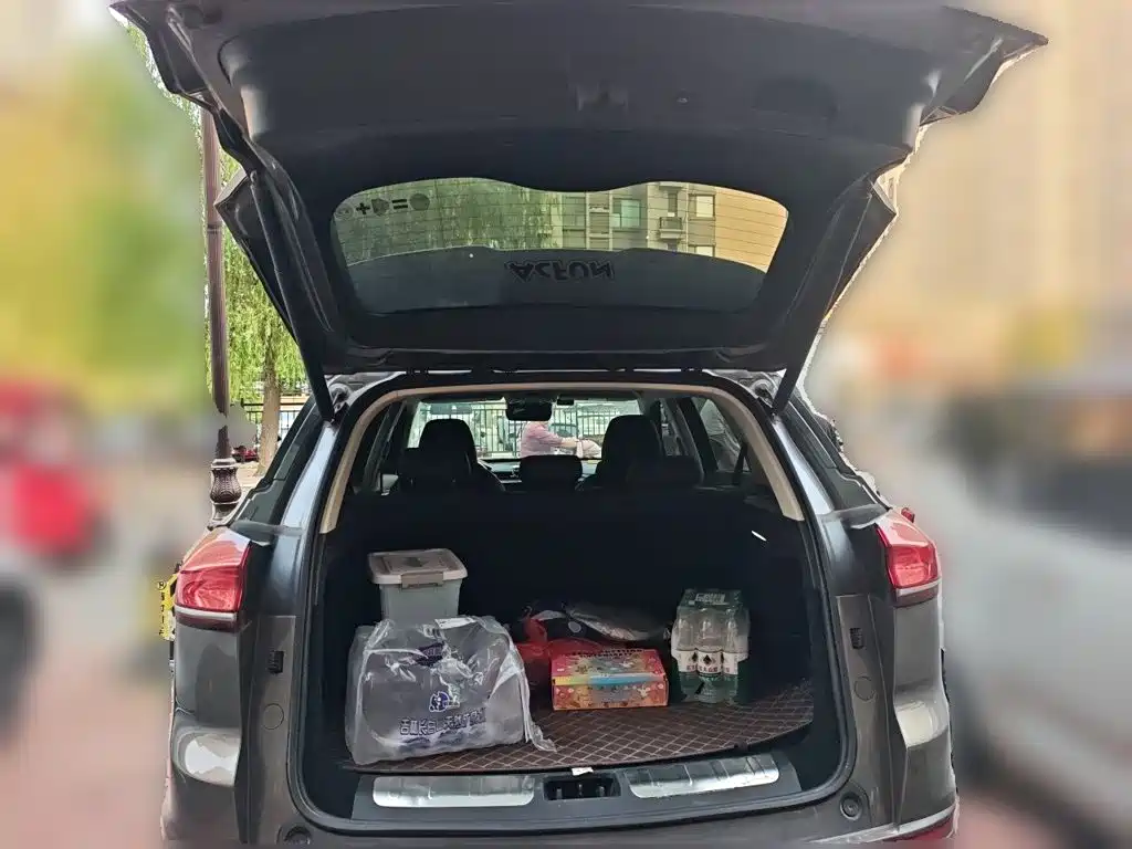 Geely Boyue — миниатюра 10