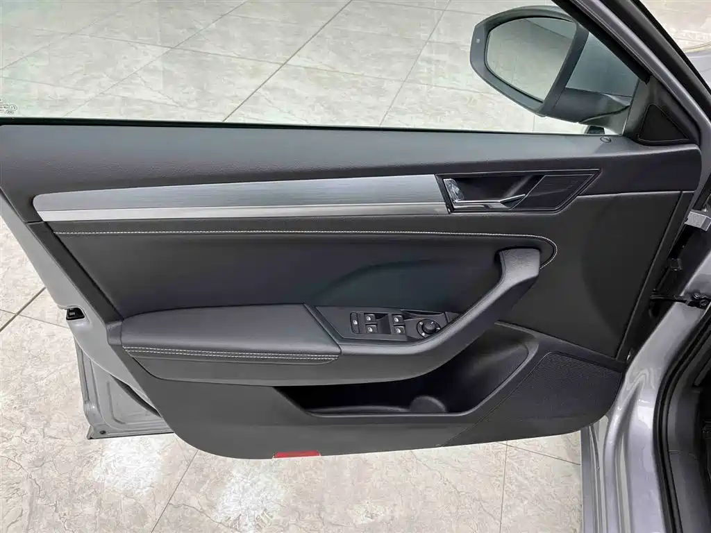 Skoda Superb 2023 TSI280 DSG Premium
