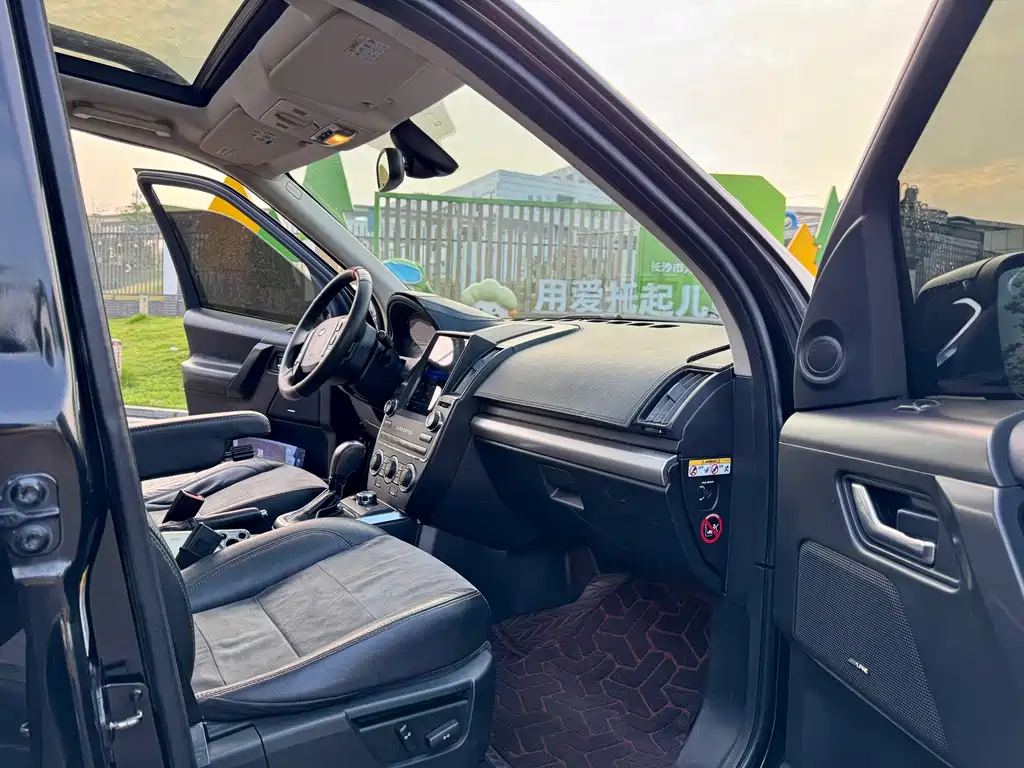 Land Rover Freelander 2 — миниатюра 7