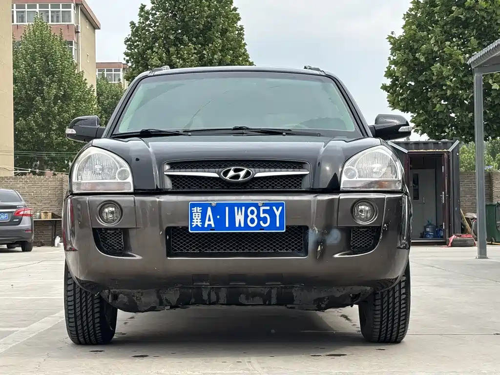 Hyundai Tucson 2009 2.0L AT