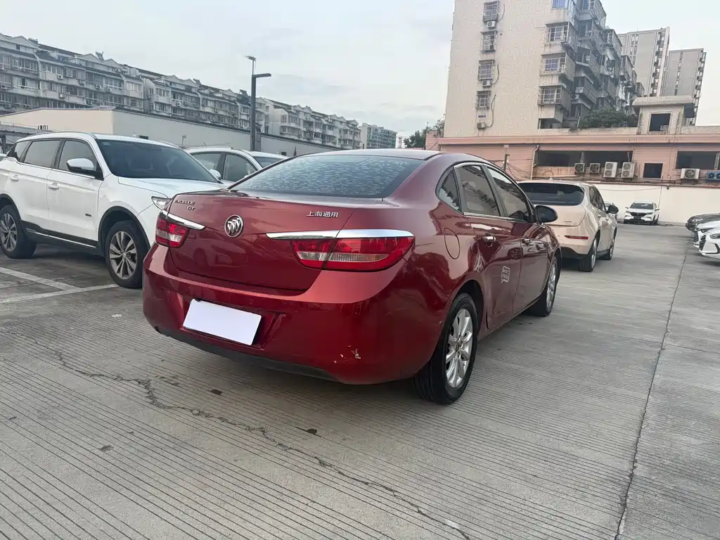 Buick Excelle — миниатюра 10