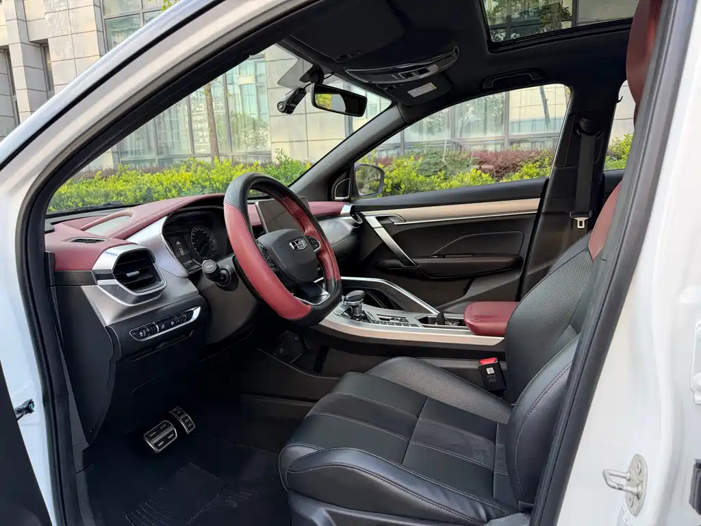 Geely Binyue — миниатюра 6