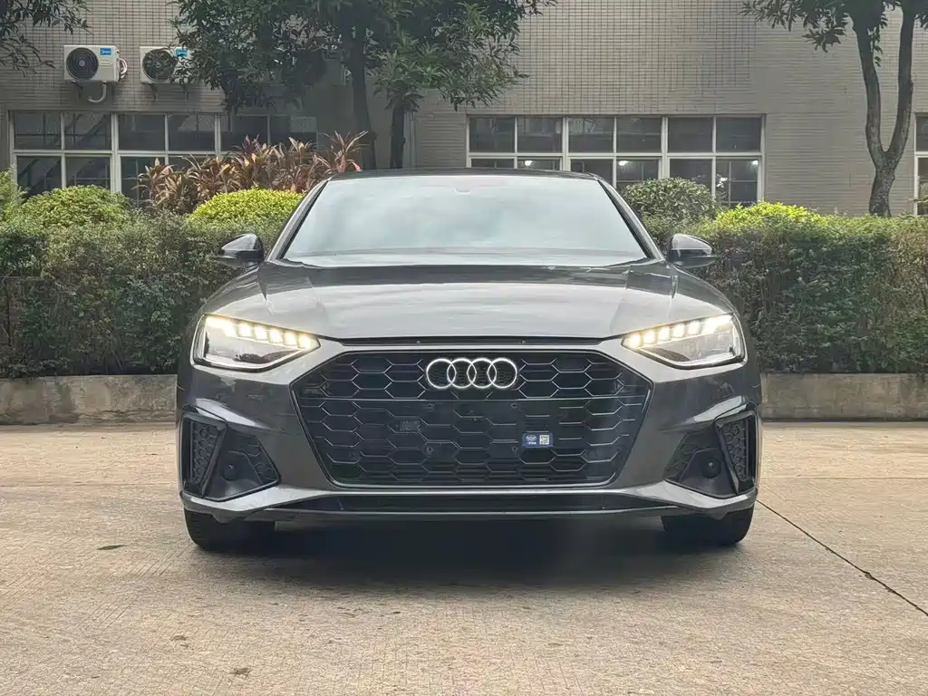 Audi A4L — миниатюра 2