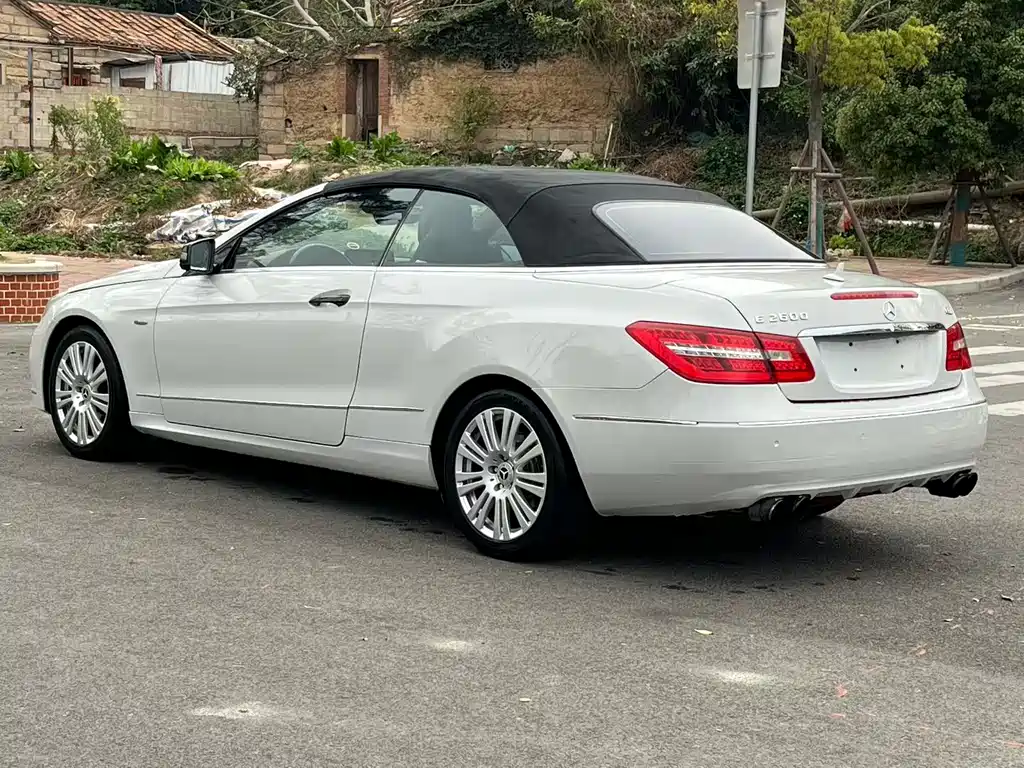 Mercedes-Benz E-Class E 2011 E 260 CGI
