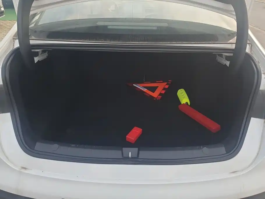 BYD Seal 05 DM-i — миниатюра 4