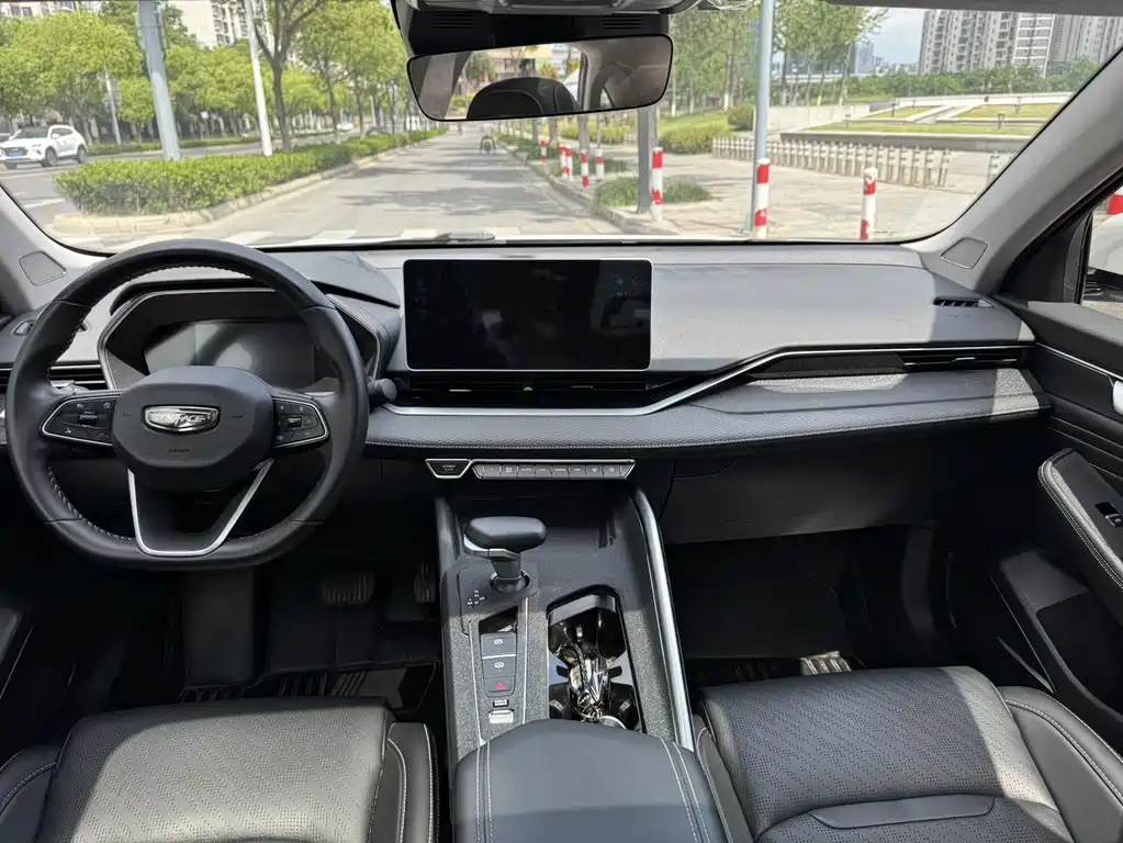 Geely Xingrui — миниатюра 11