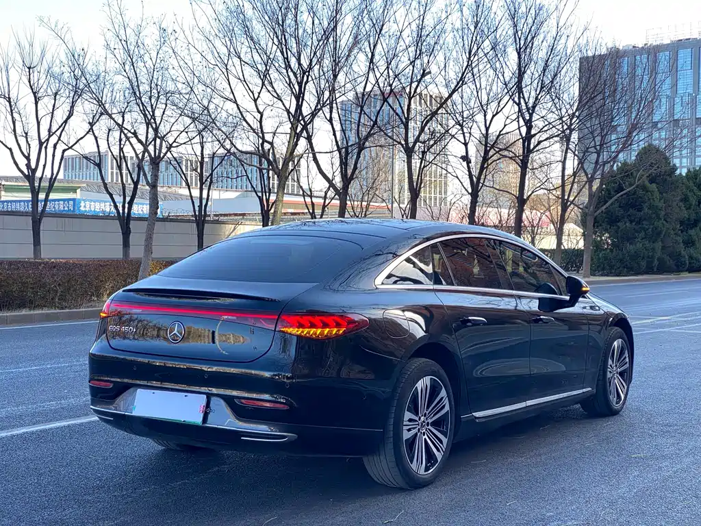 Mercedes-Benz EQS 2022 450+