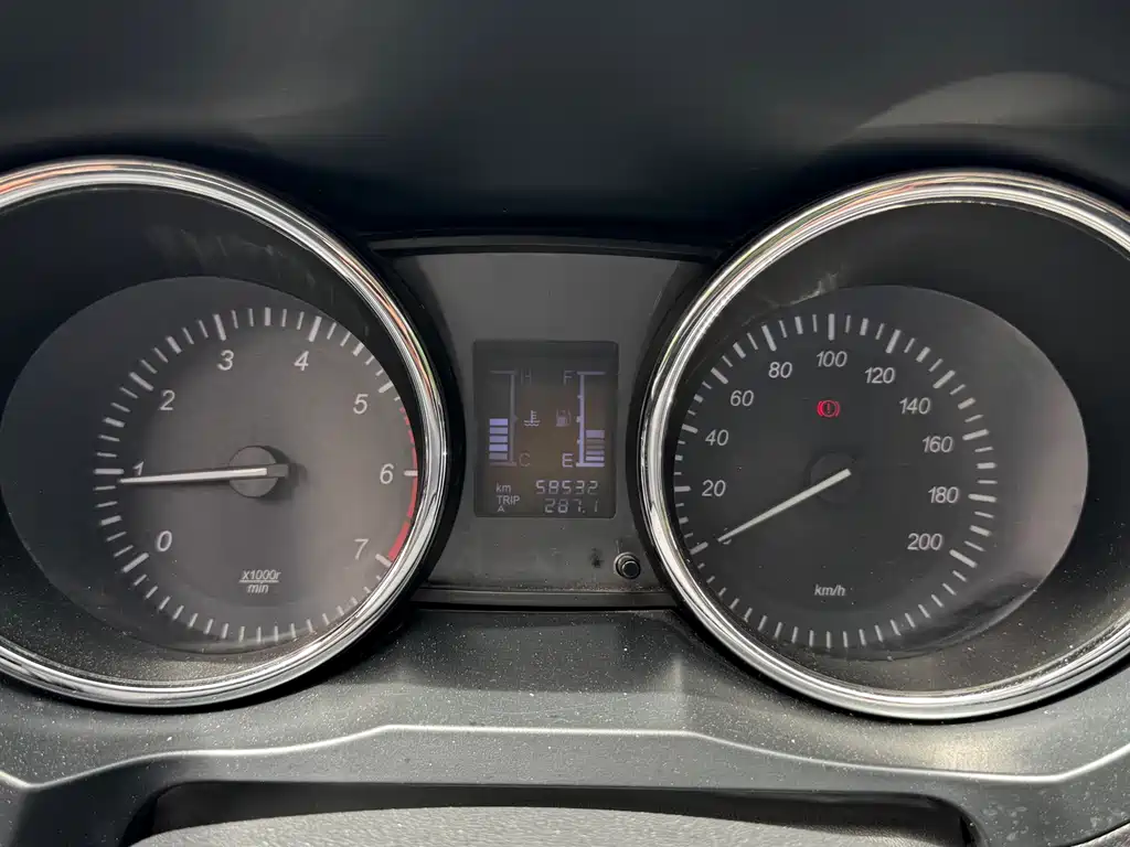 BAIC S3 2017 1.5L MT Luxury