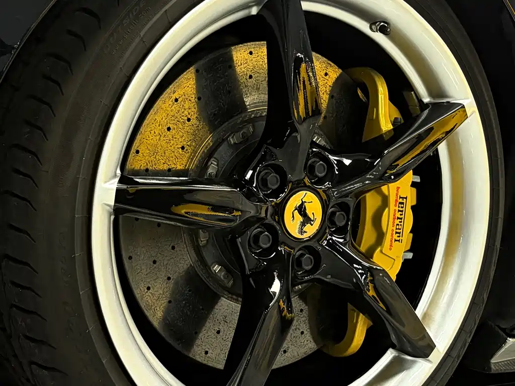 Ferrari 488 — миниатюра 21