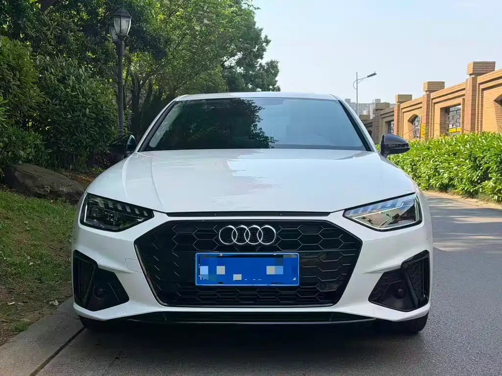 Audi A4L 2022