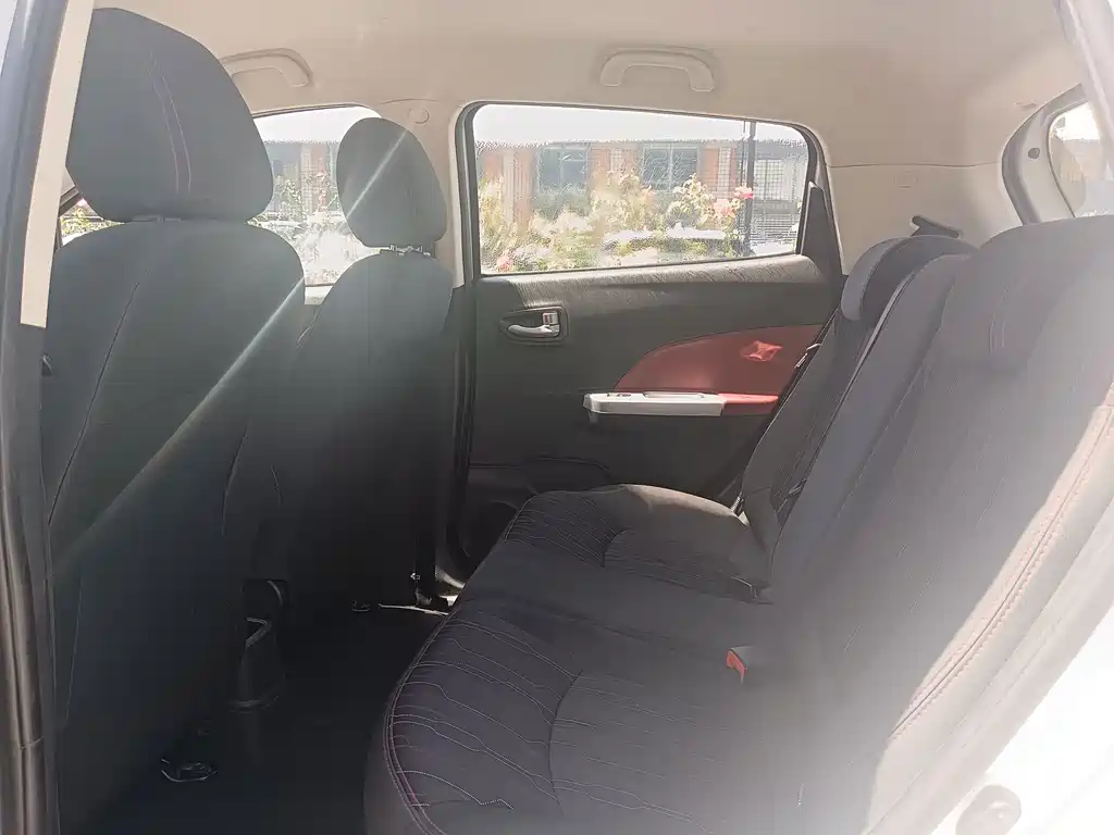 Changan EV — миниатюра 14
