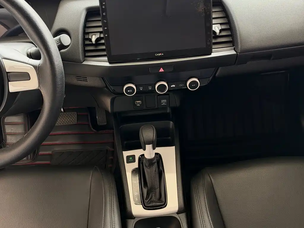 Honda Fit — миниатюра 19