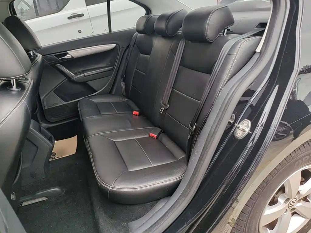 Volkswagen Lavida — миниатюра 17