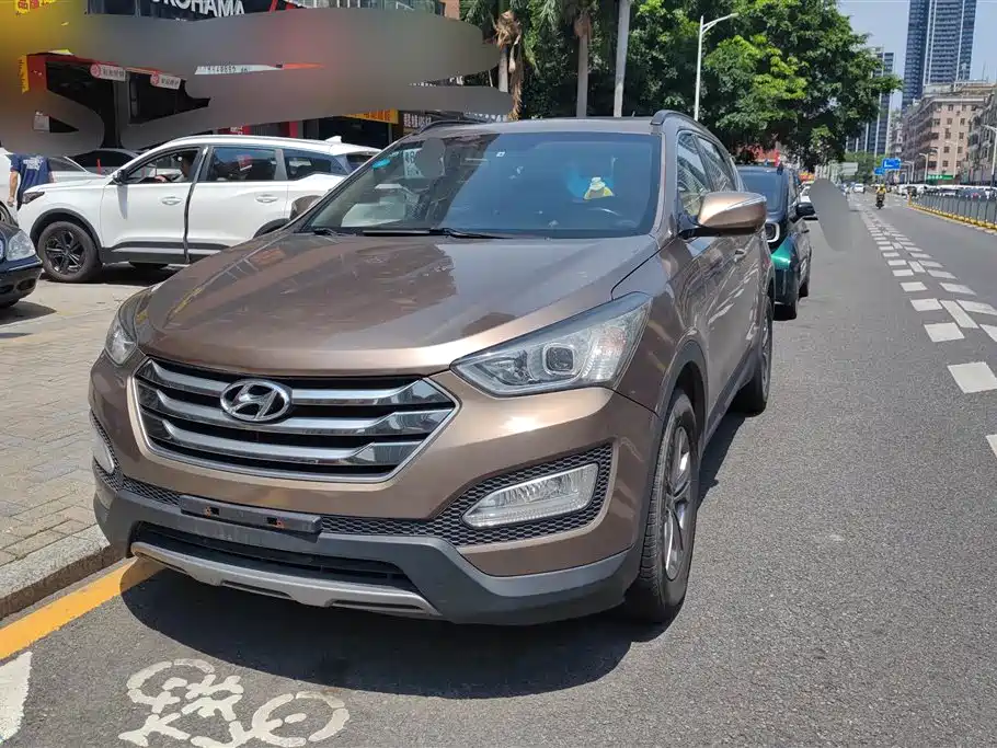 Hyundai Santa Fe 2015