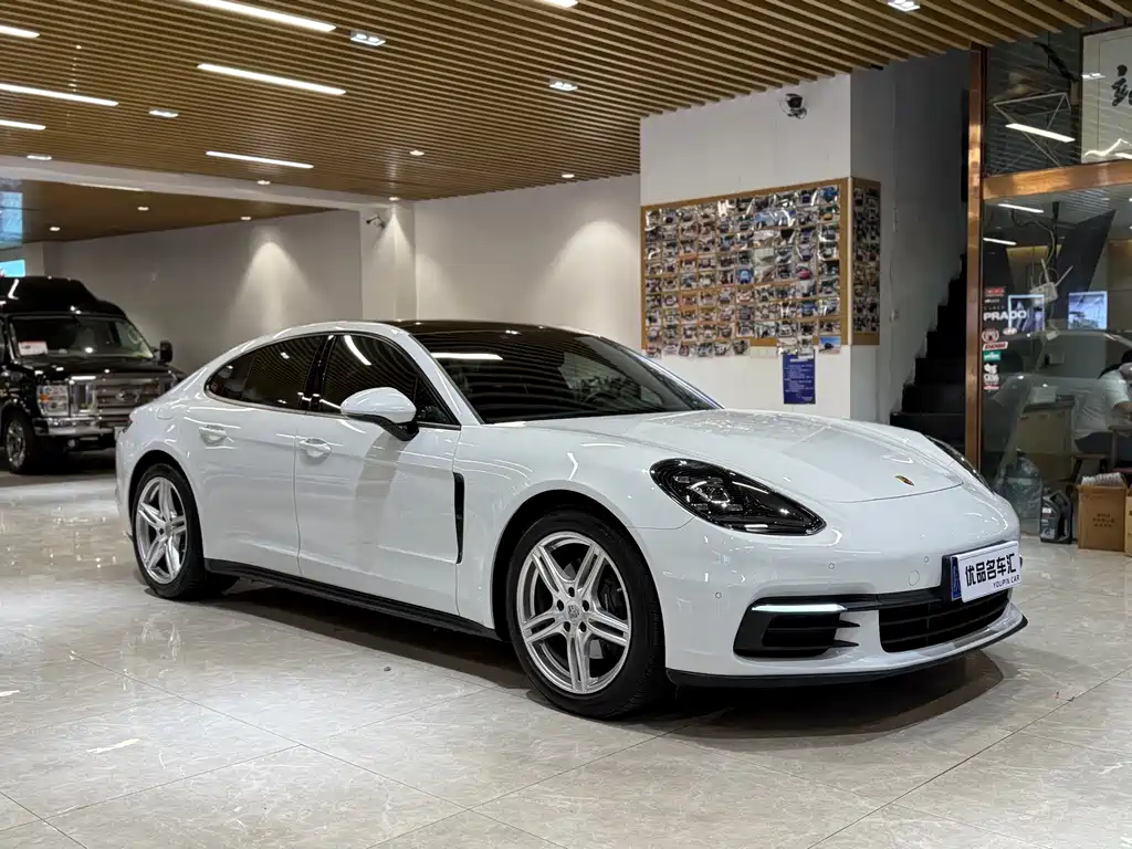 Porsche Panamera — миниатюра 3