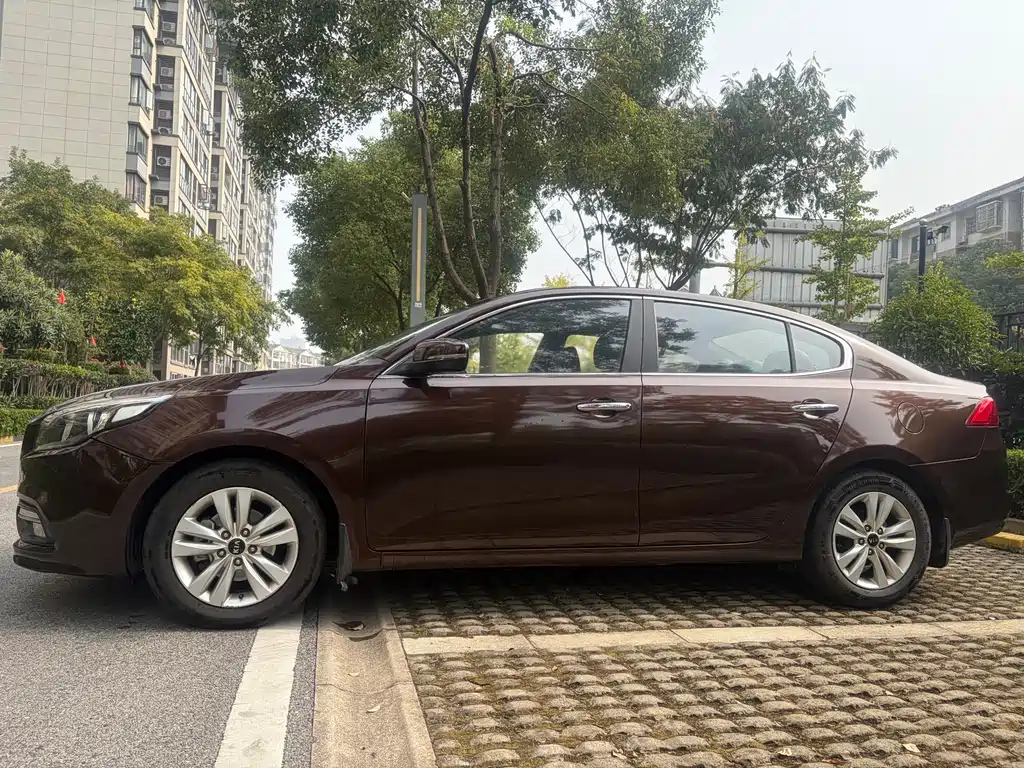 Kia K4 — миниатюра 4