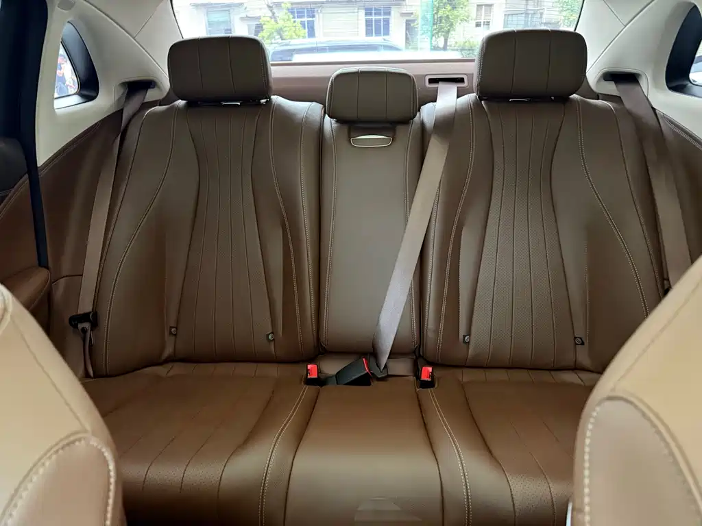 Mercedes-Benz E-Class E 2022 E 260 L