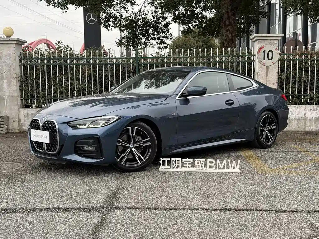 BMW 4 SERIES