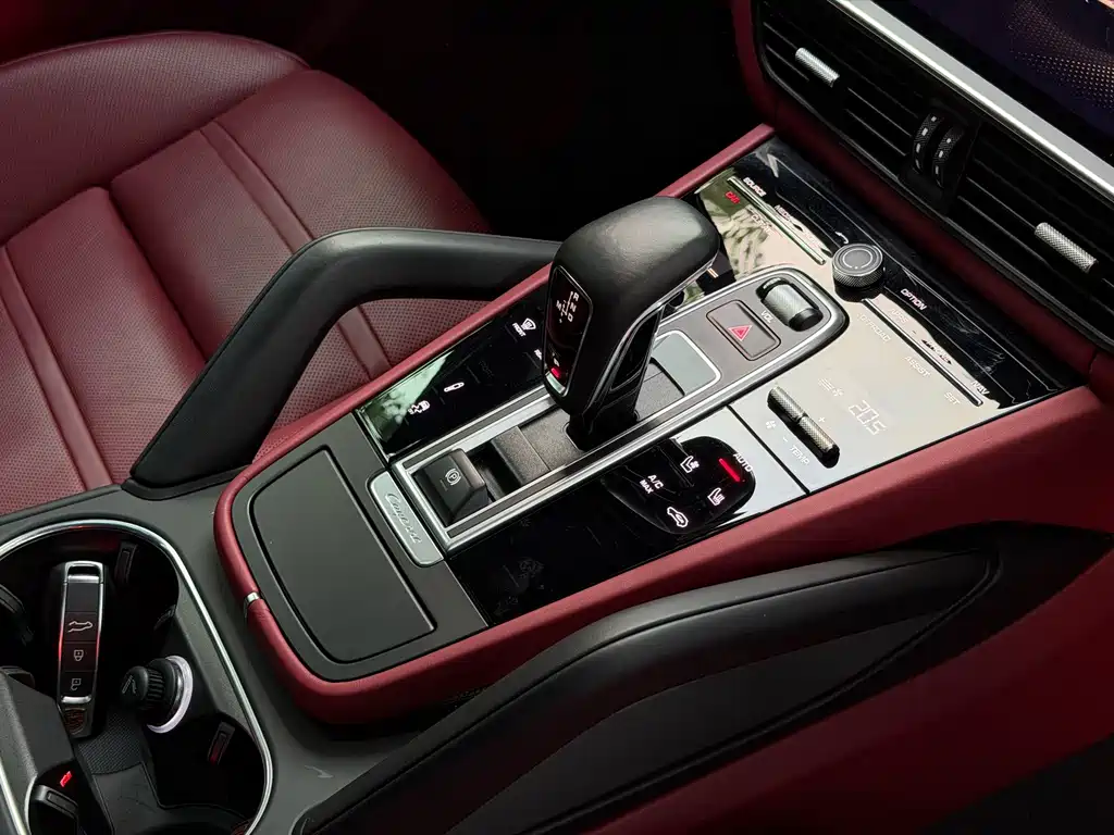 Porsche Cayenne — миниатюра 19