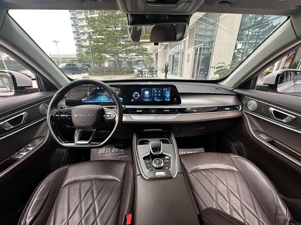 Chery 8 PRO 2022 290T 5 мест