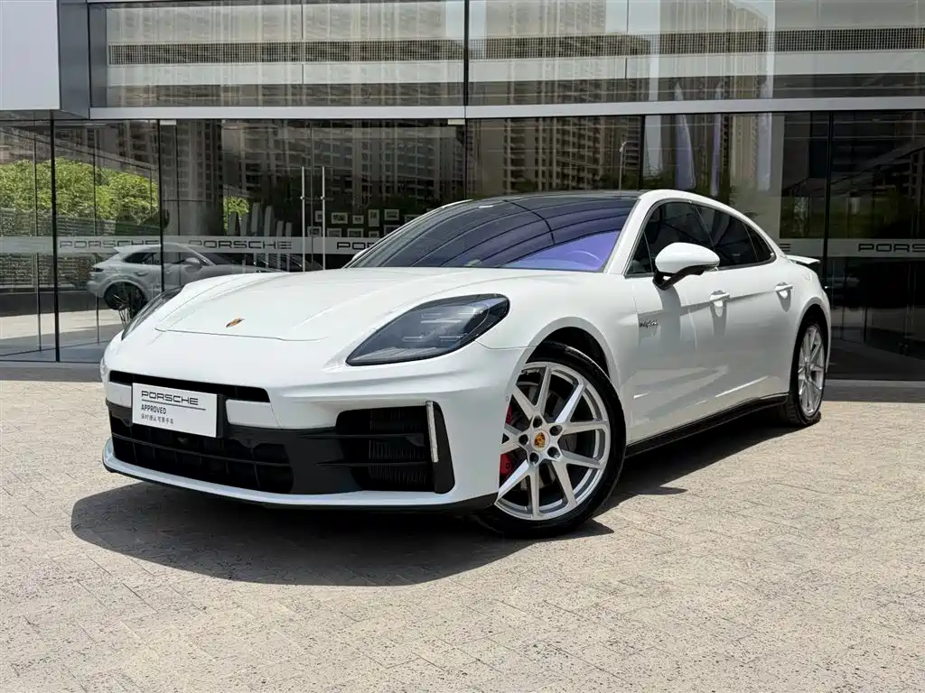 Porsche Panamera Hybrid 2025