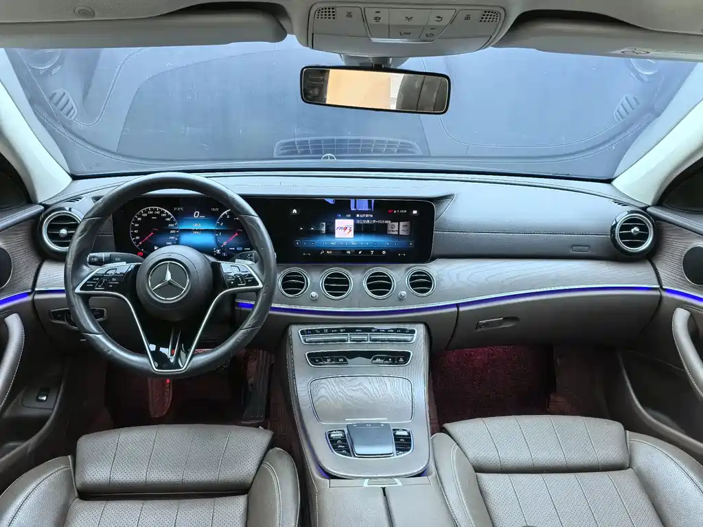 Mercedes-Benz E-Class — миниатюра 25