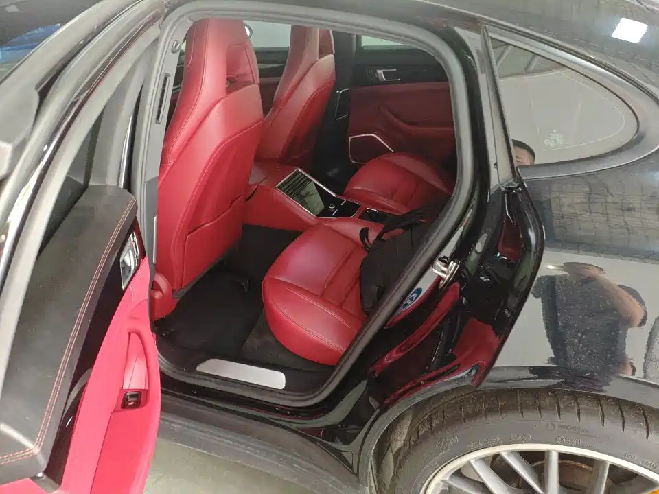 Porsche Panamera — миниатюра 6