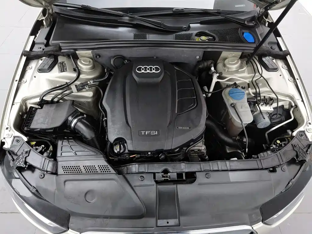 Audi A4L 2015 45 TFSI quattro Sport