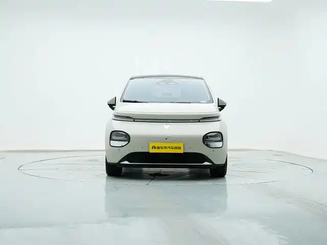 Baojun Yunduo — миниатюра 7