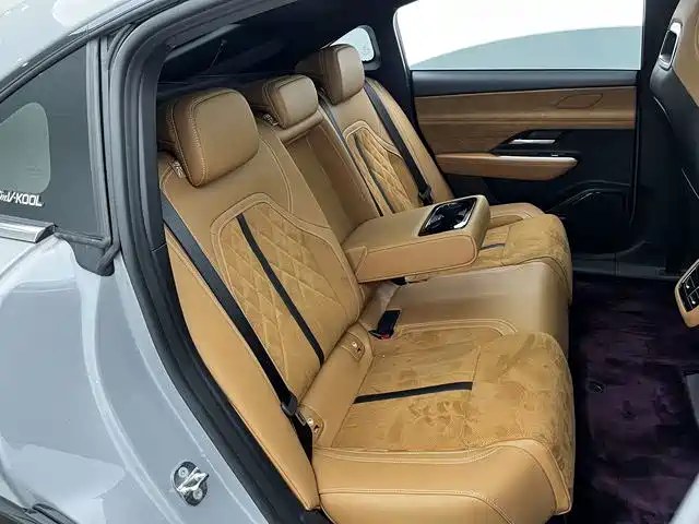 Mazda EZ-6 — миниатюра 14