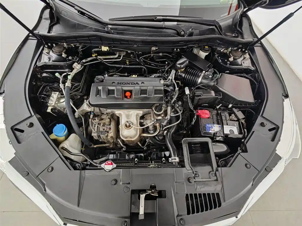 Honda Accord 2016 2.0L Elite