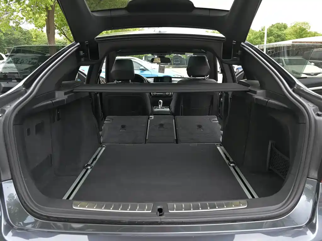 BMW 3 Series GT 320i M Sport Package, фото 23