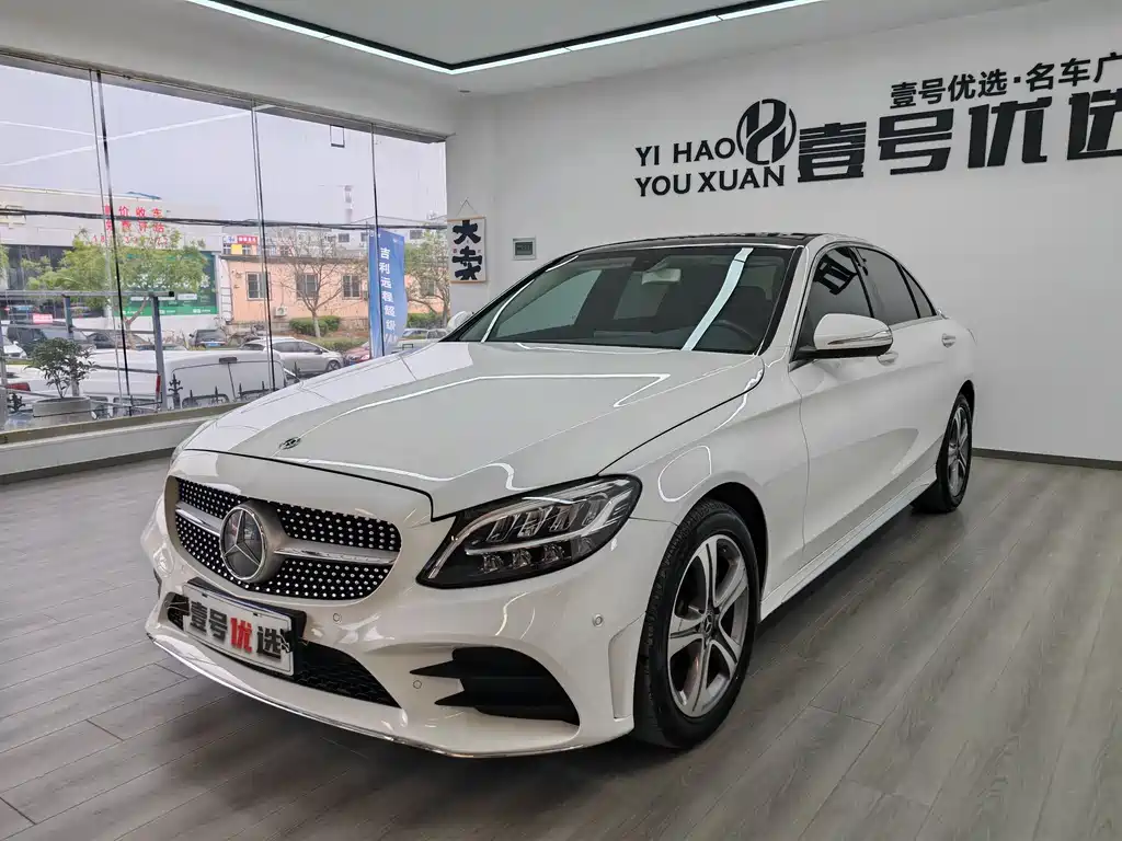 Mercedes-Benz C-Class 2019