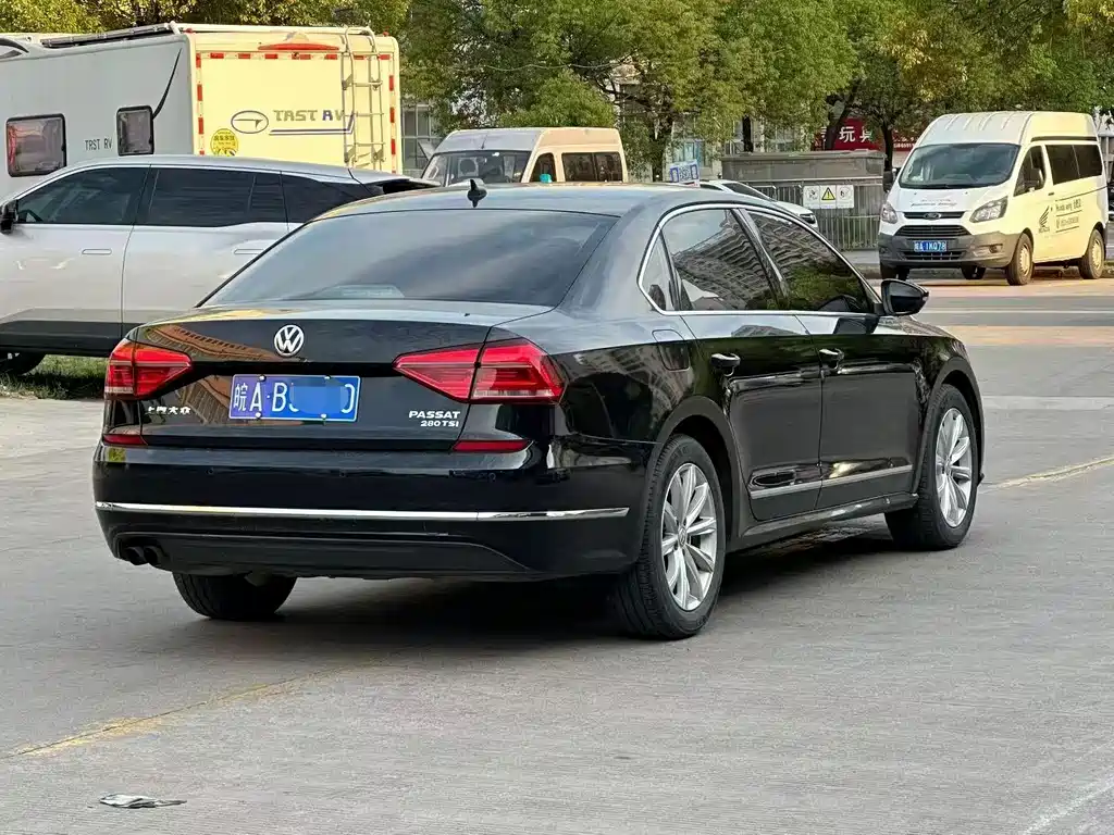 Volkswagen Passat 2017 280TSI DSG
