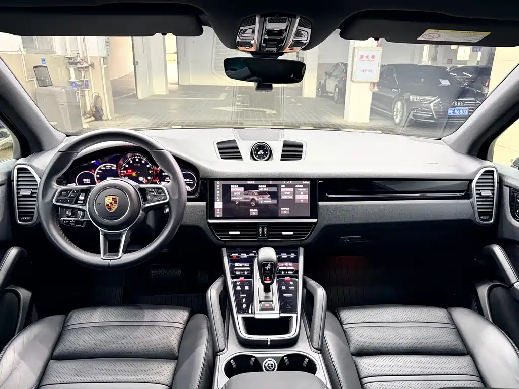 Porsche Cayenne 2018 Cayenne 3.0T