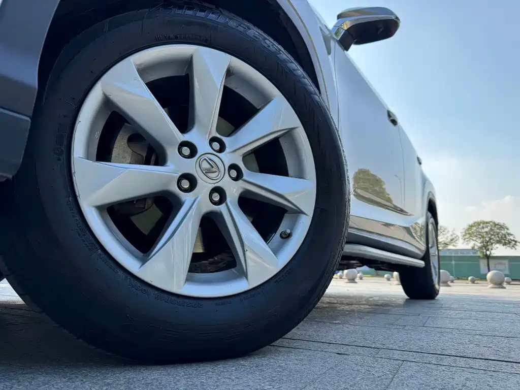 Lexus RX — миниатюра 4