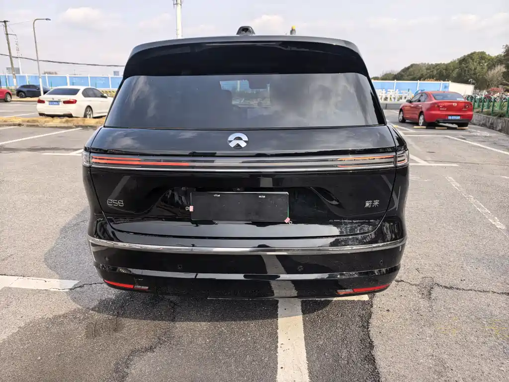 NIO NIO ES8